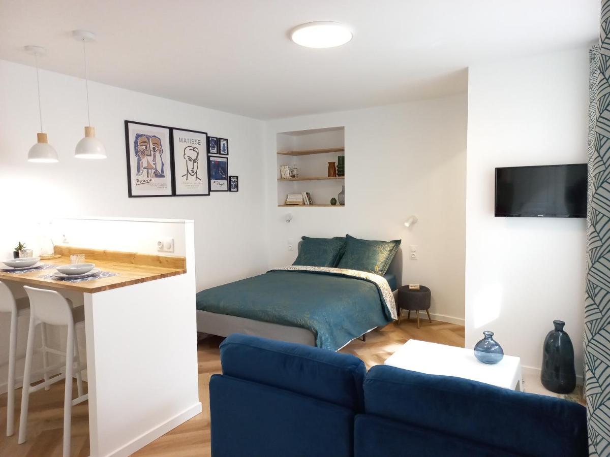 Апартаменти Cosy & Chic - Hyper Centre - Wifi - Proche Gare Шатору Екстер'єр фото